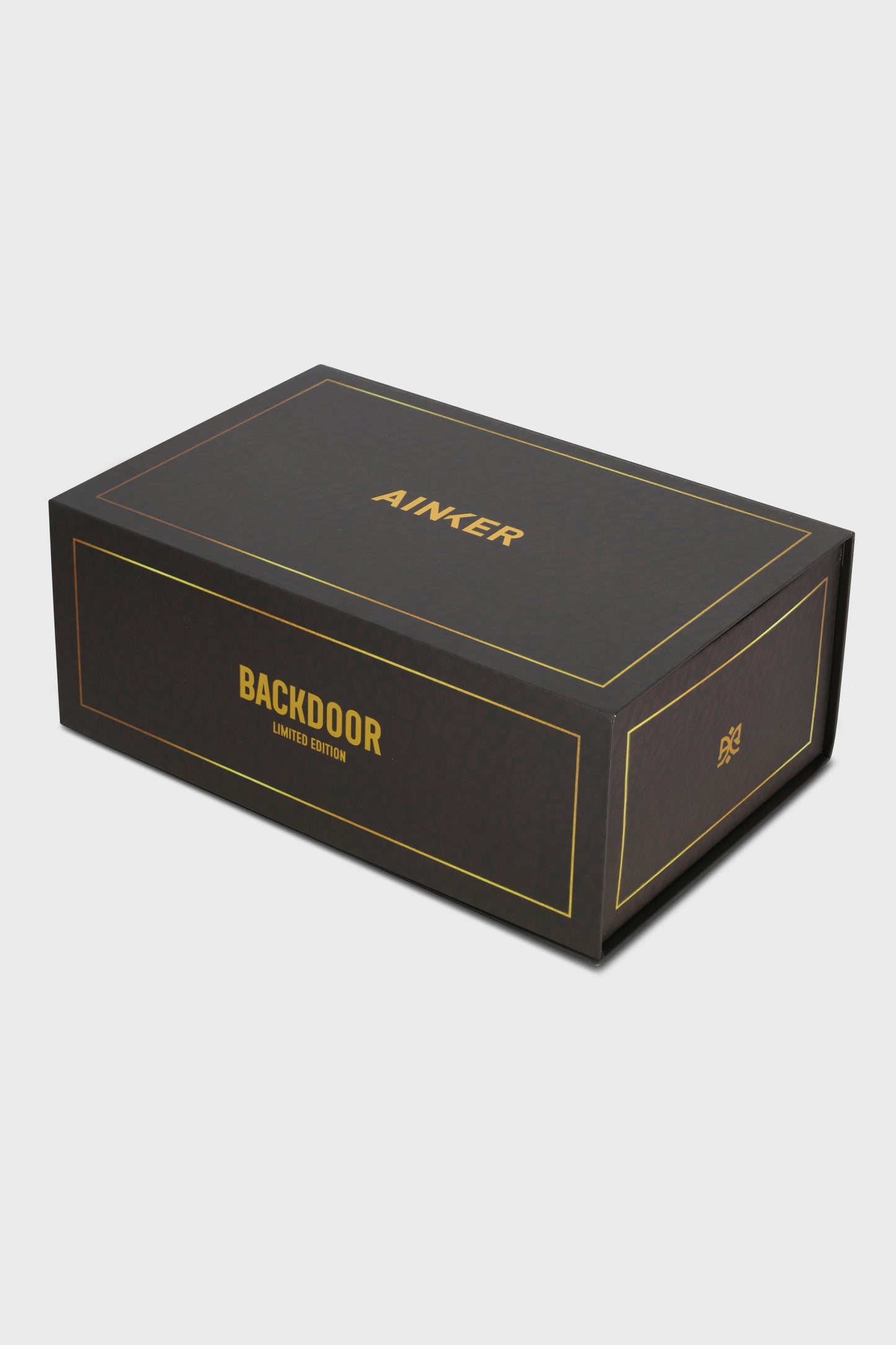 Backdoor Animals Brown