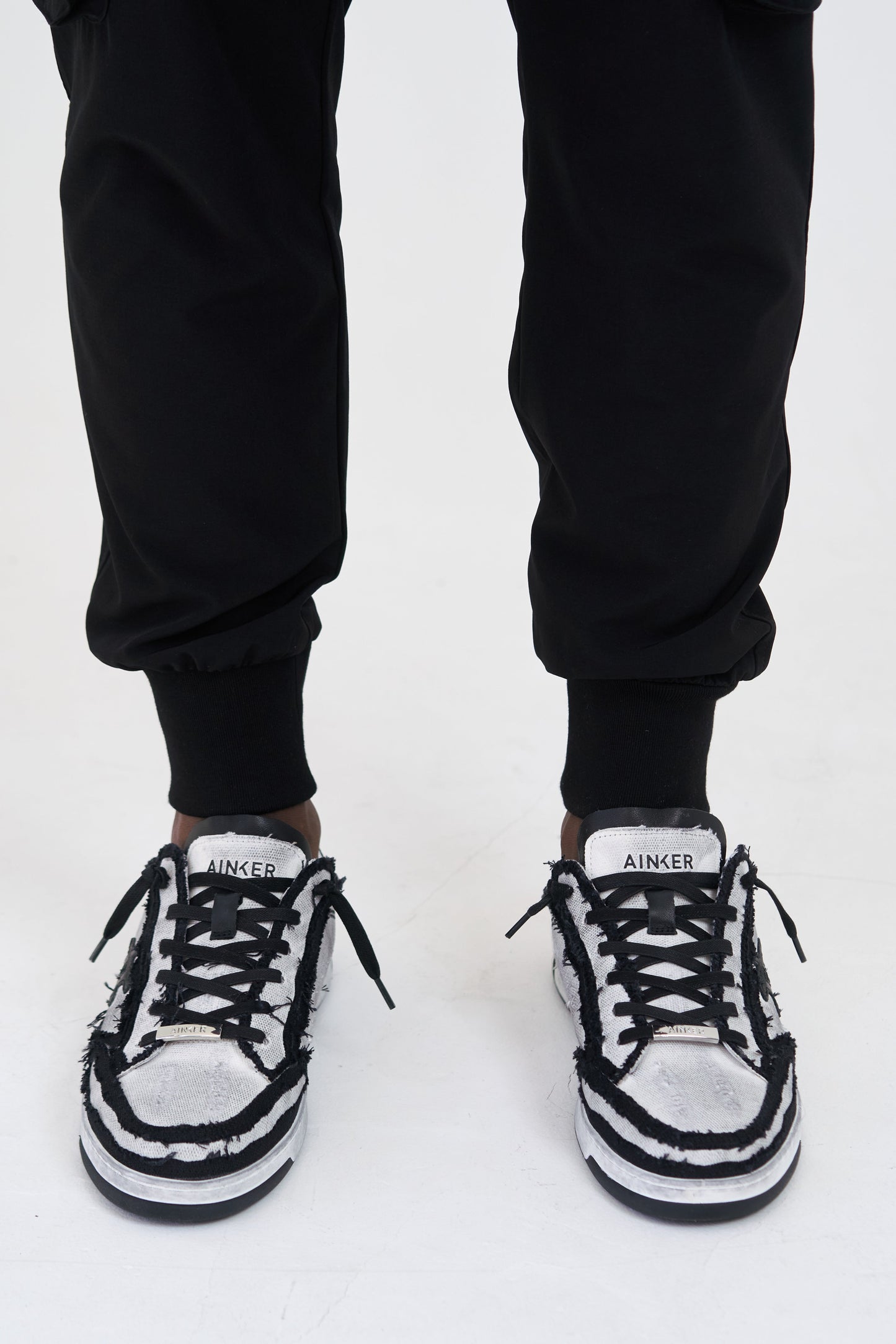 LAY UP CANVAS BLACK\WHITE