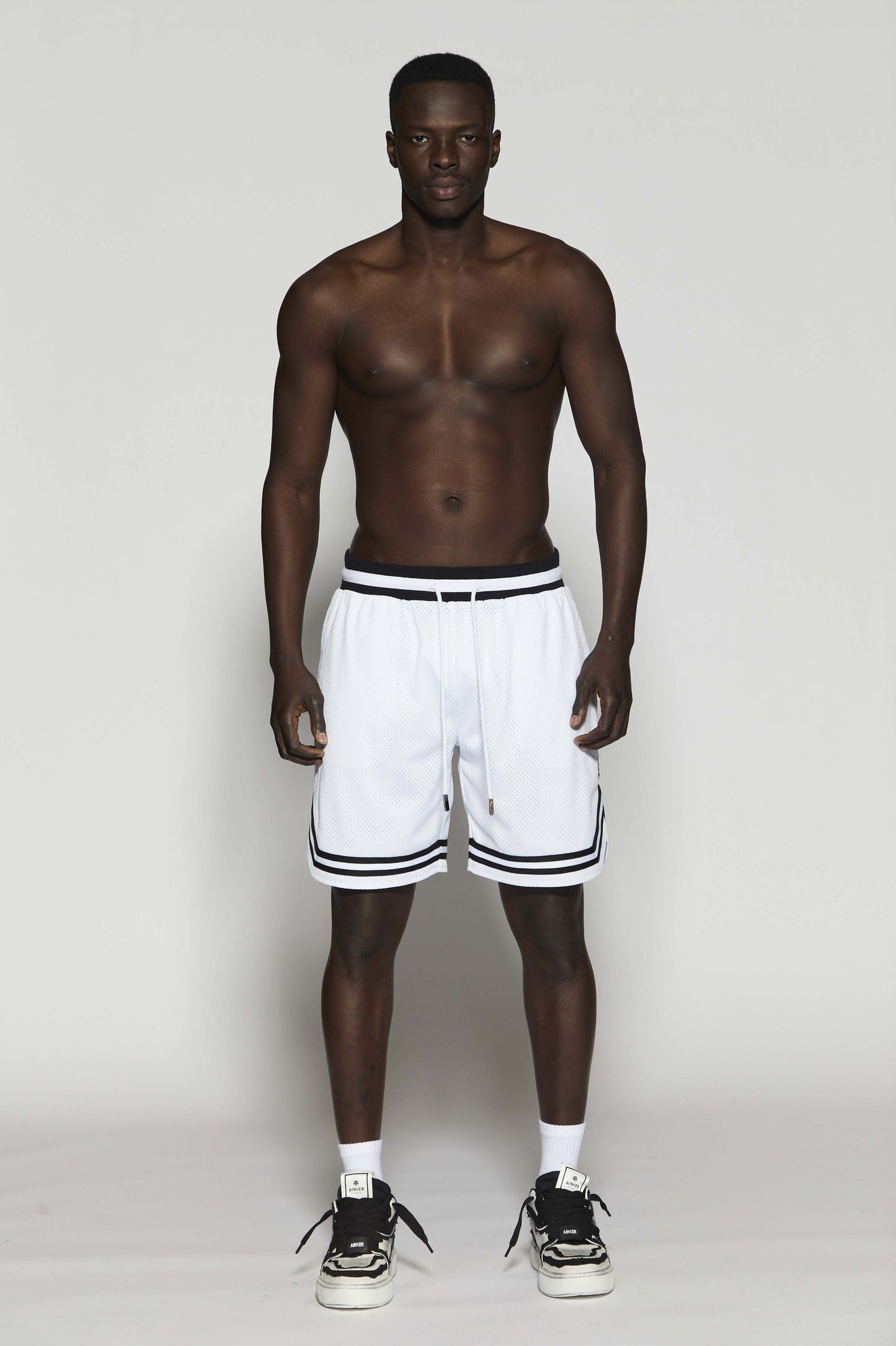 BB 262 White Short Pant