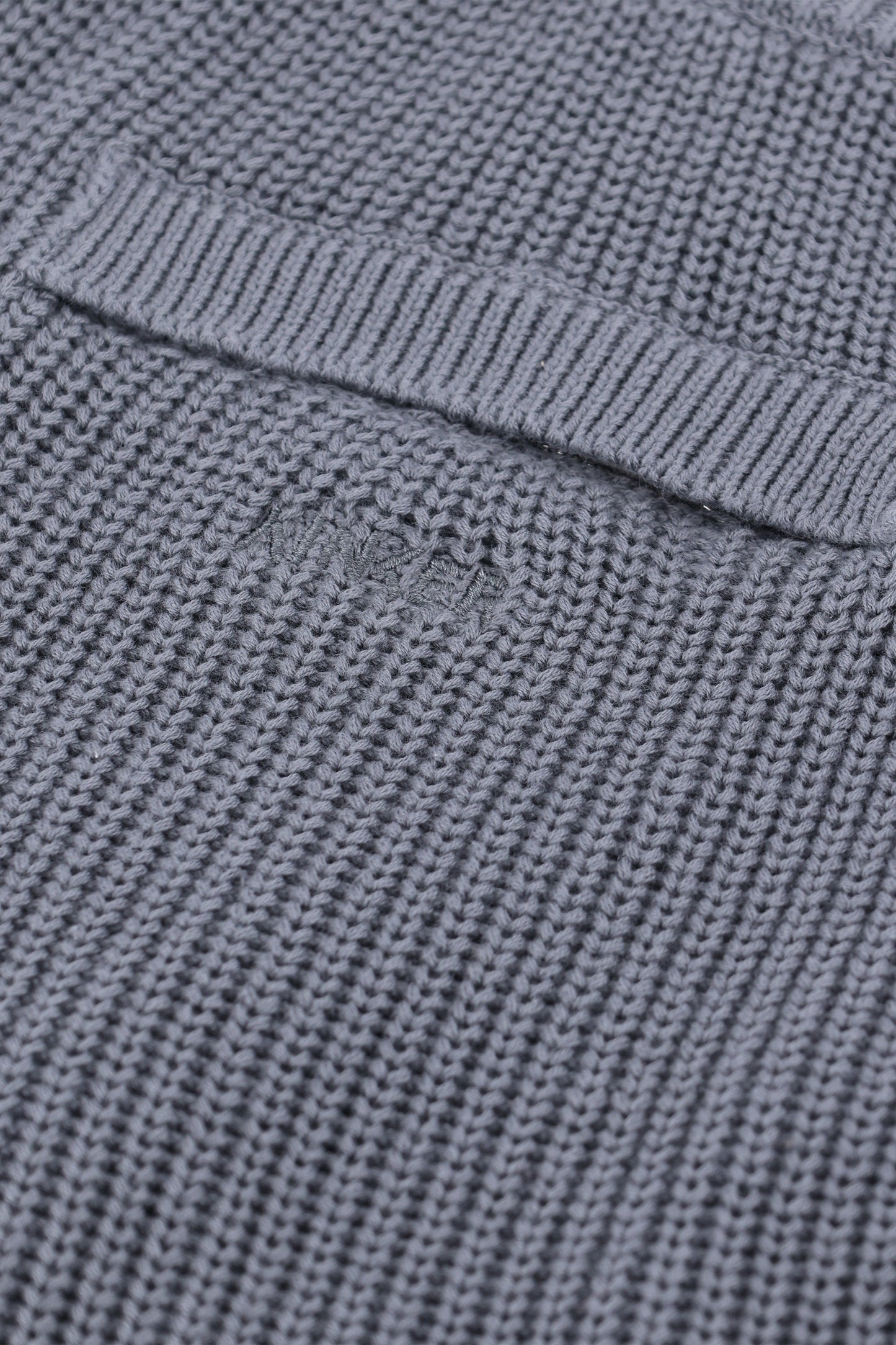 820 Gray Knit Short Pant
