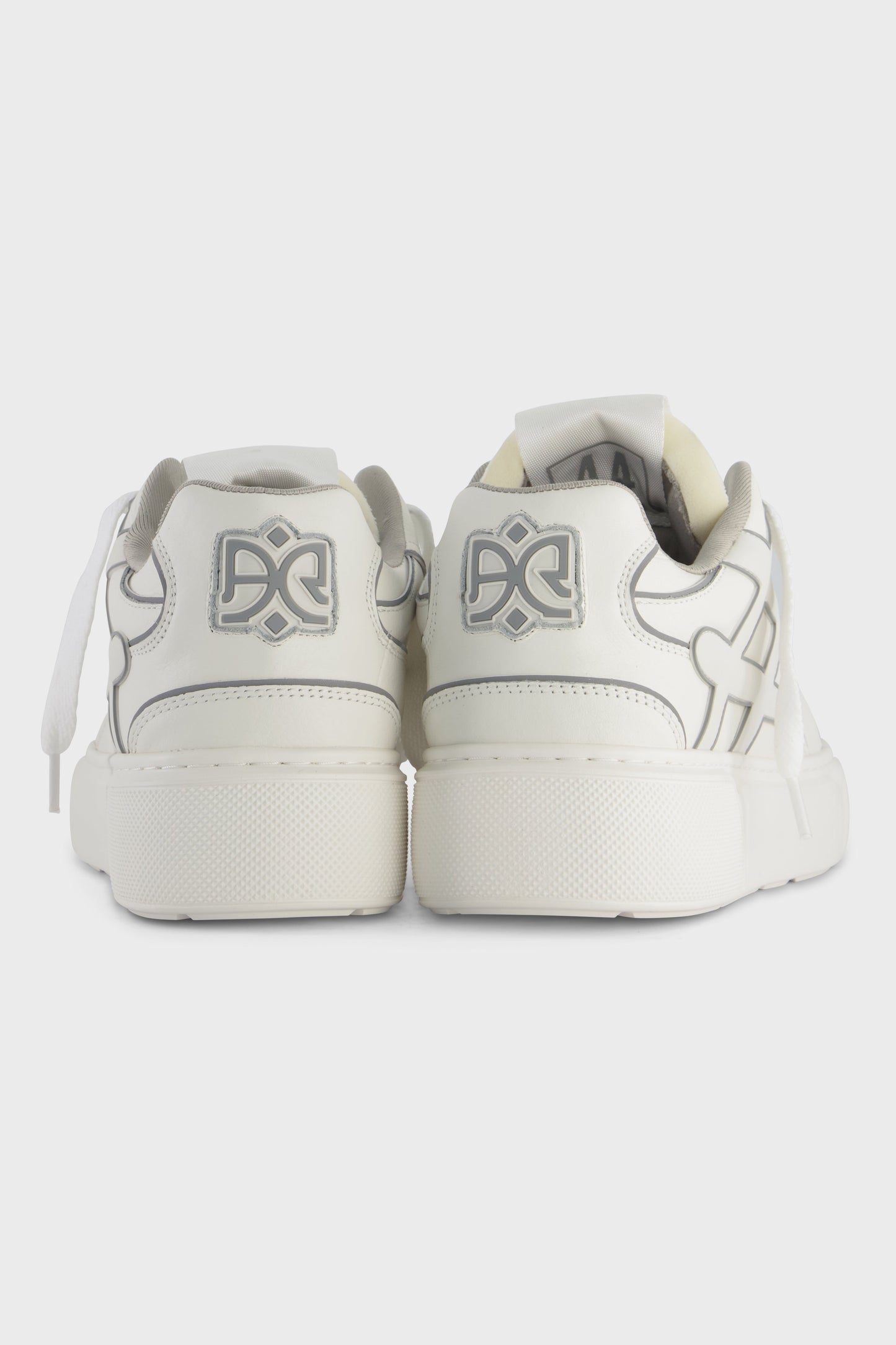 Backdoor Leather White Gray