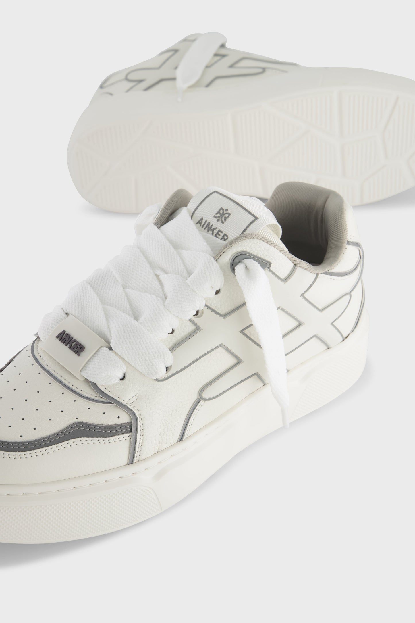 Backdoor Leather White Gray