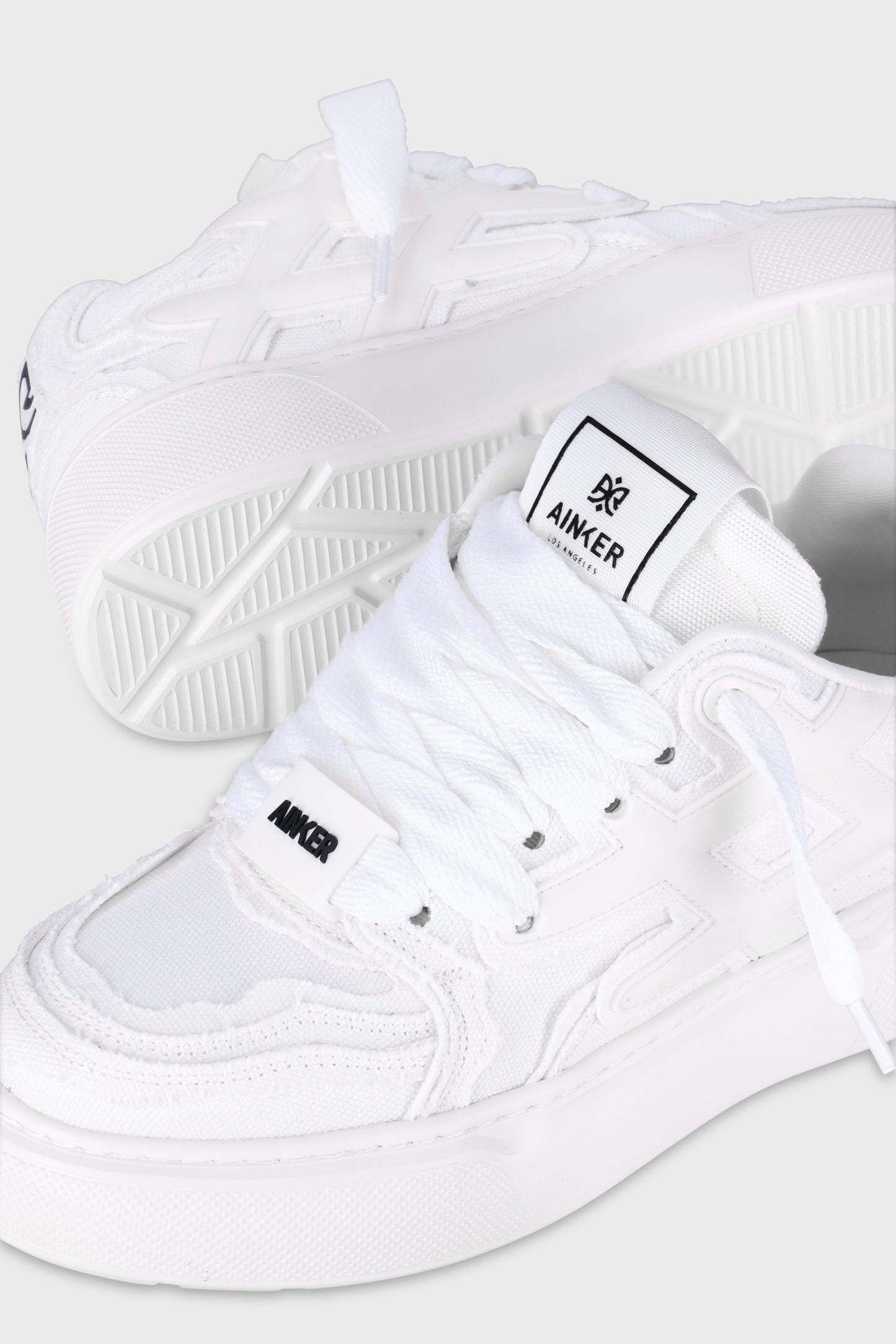 Backdoor Canvas White