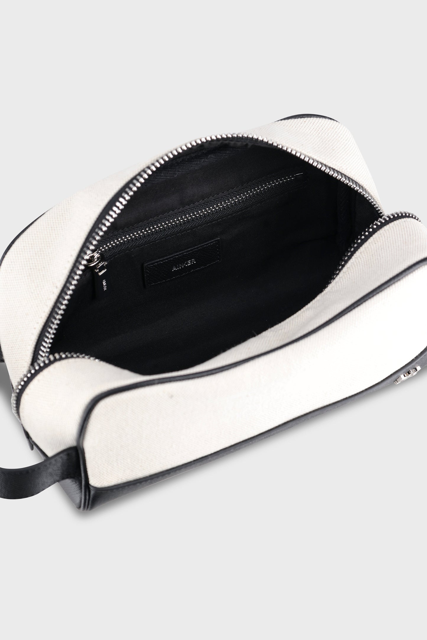 Canvas & Black 866 Studio Pouch Bag