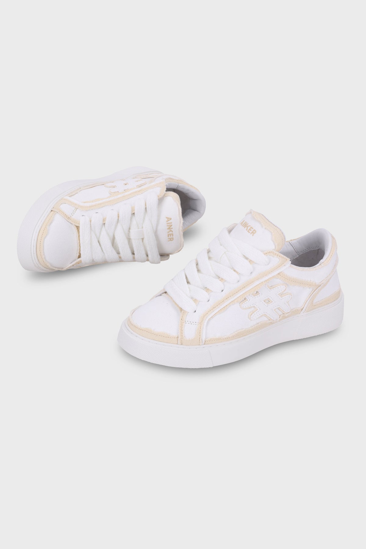 Pivot Off White Canvas