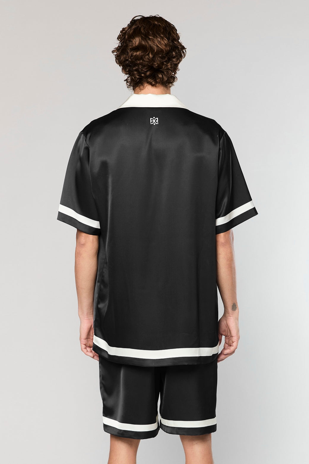 Satin 841 Black Short