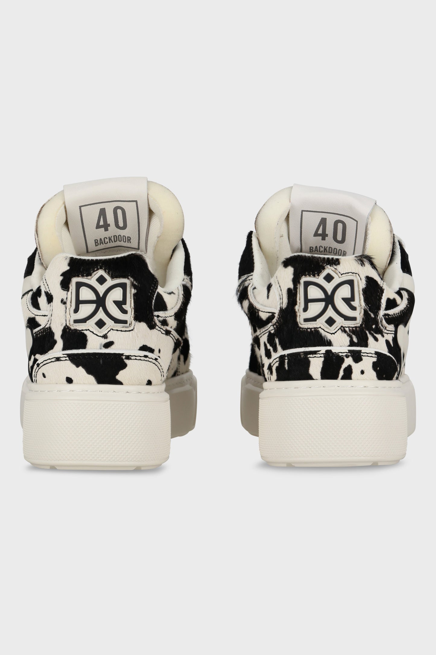 Backdoor Animals White