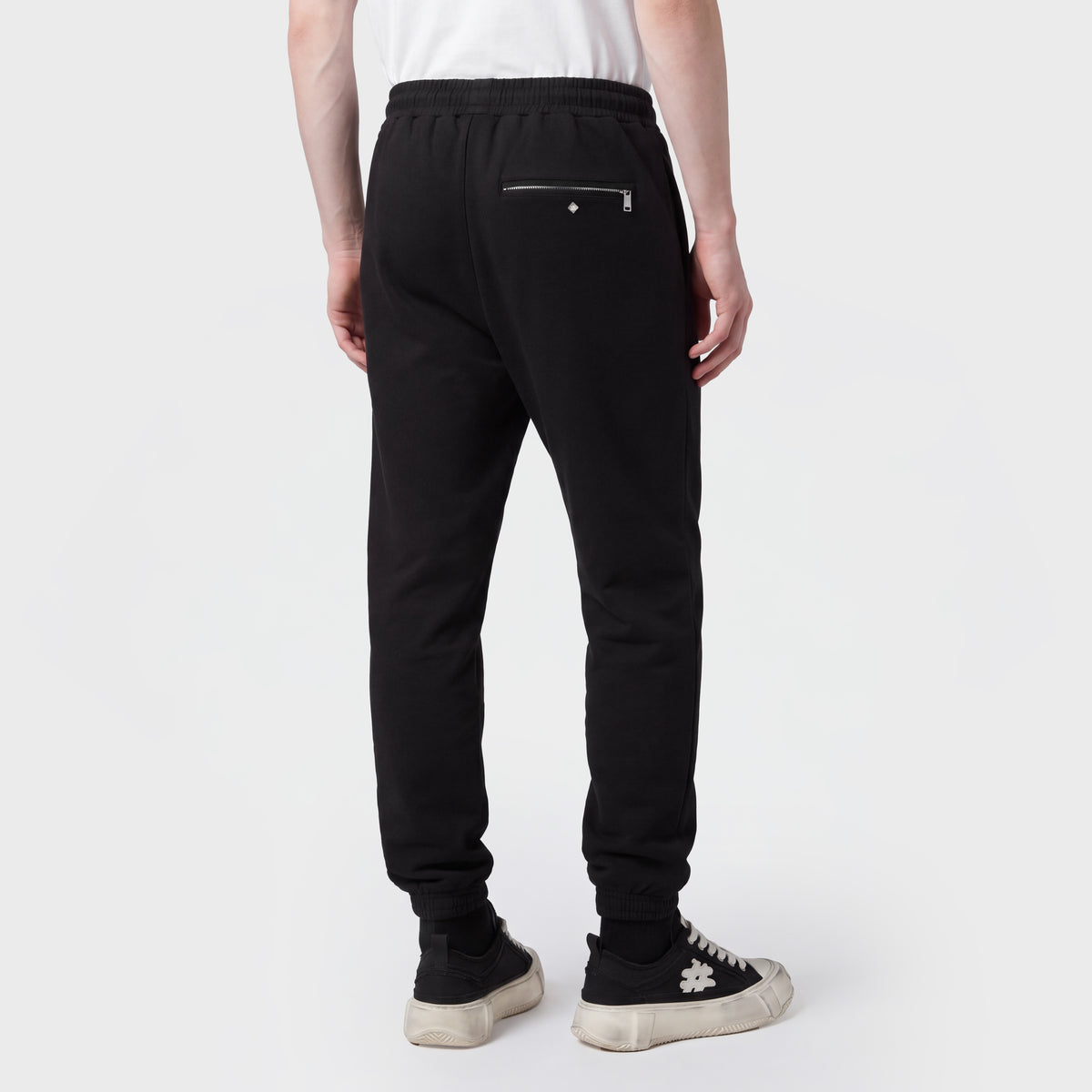 1119 Black Pant