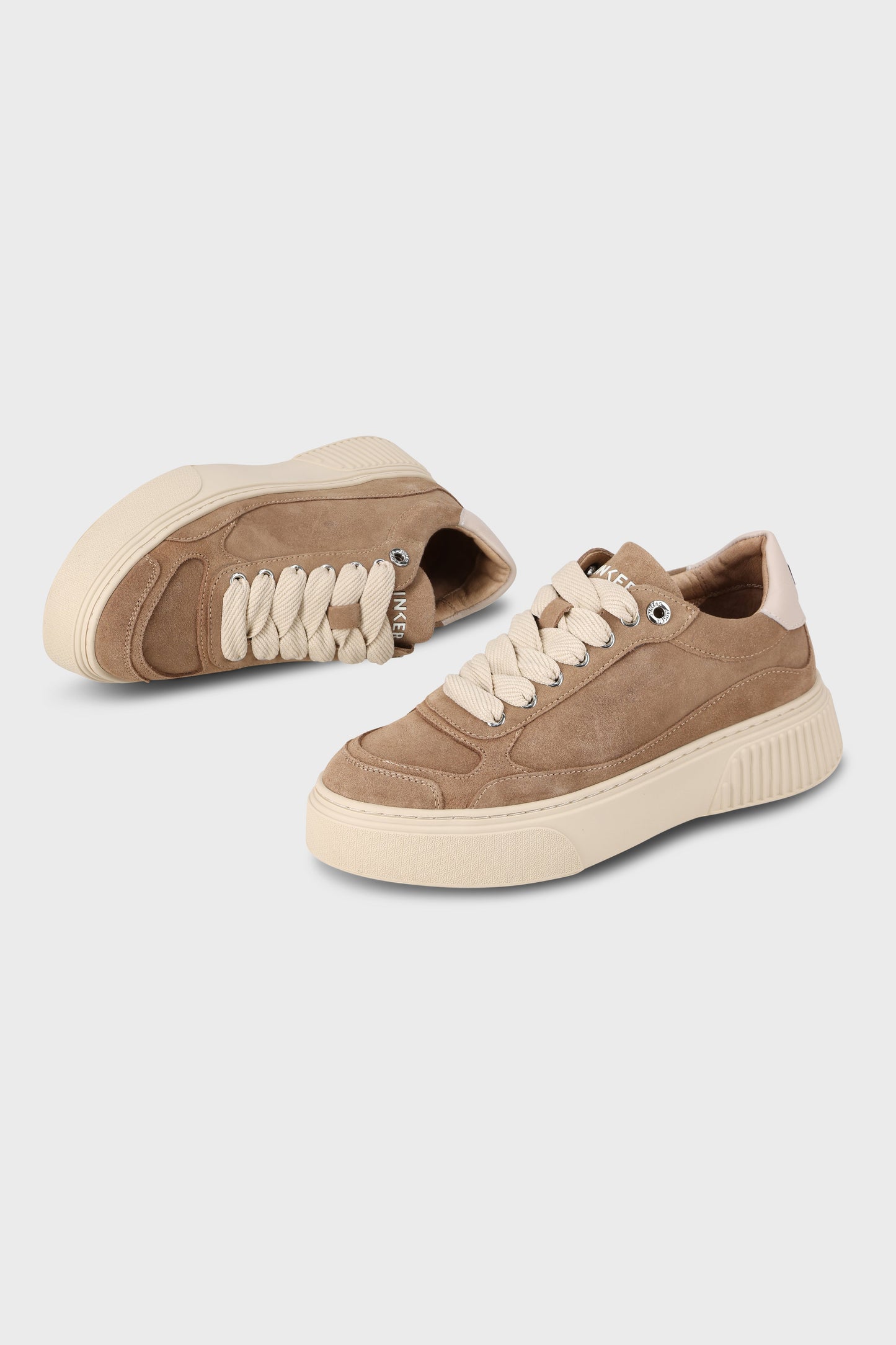 Star Line Suede Brown