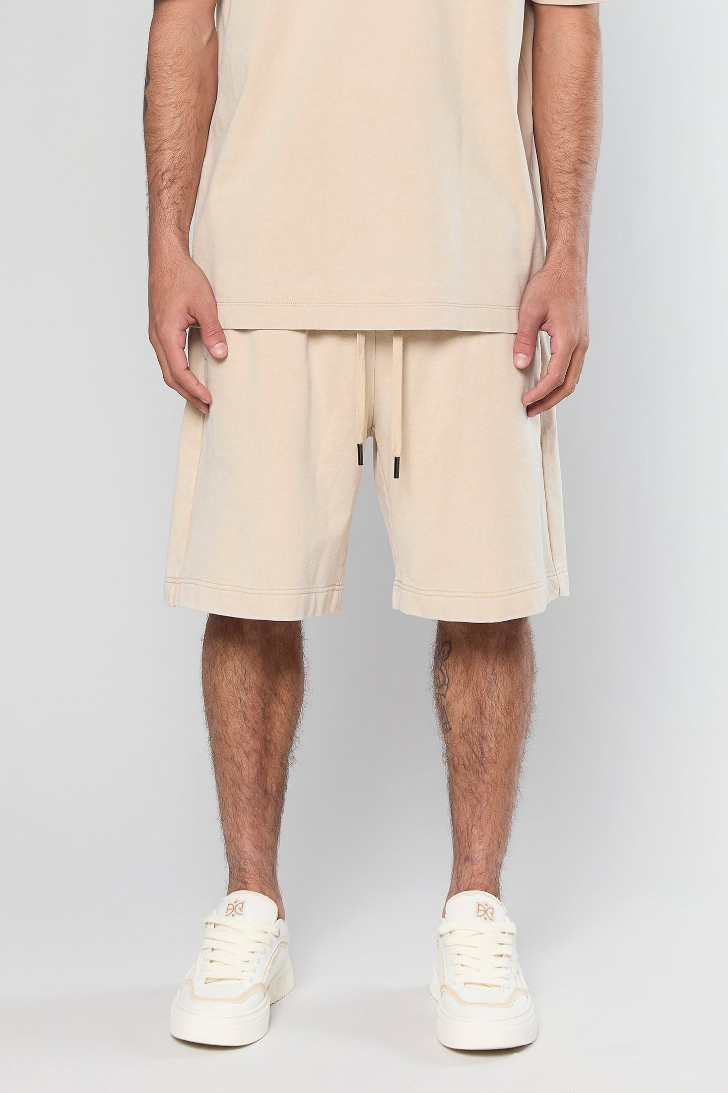 856 Beige Wash Short Pant