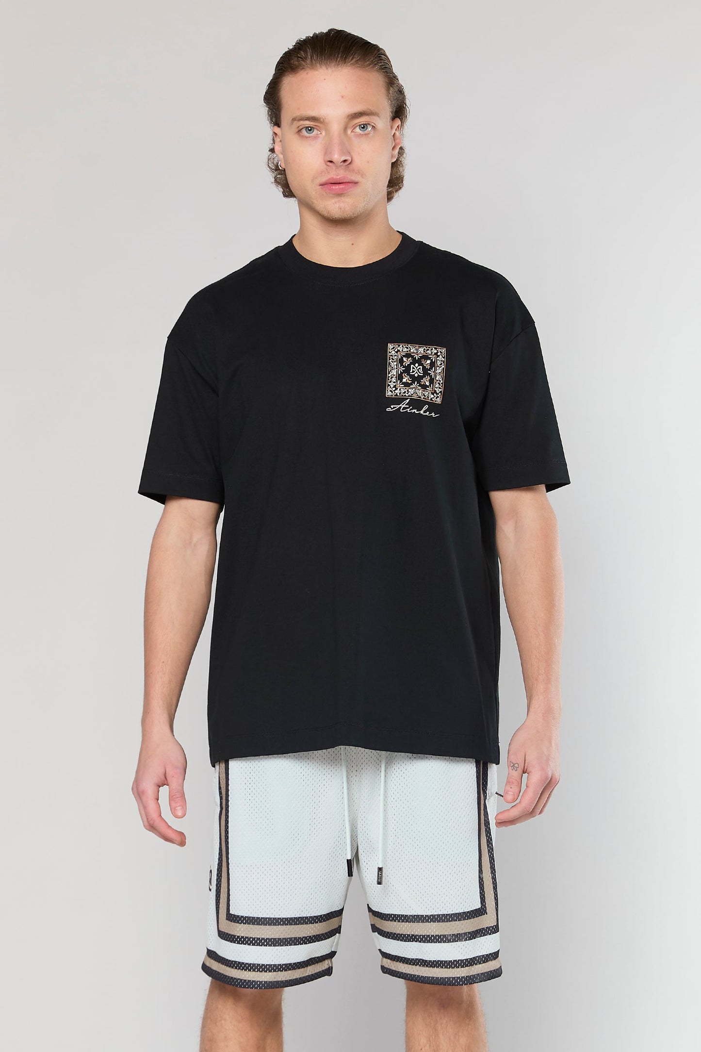 BB 712 Off-White Short Pant