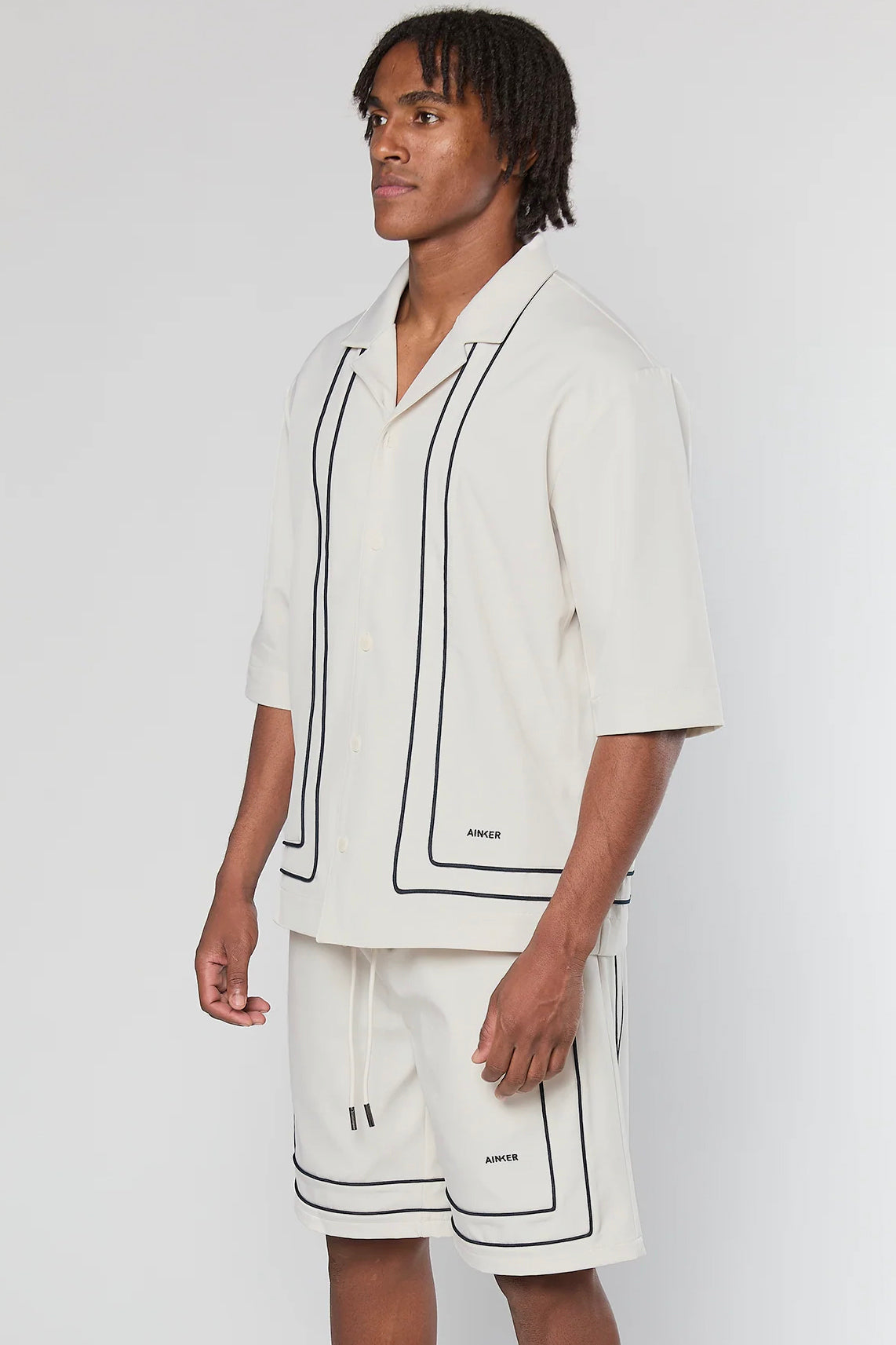 Tech 801 Off-White Short