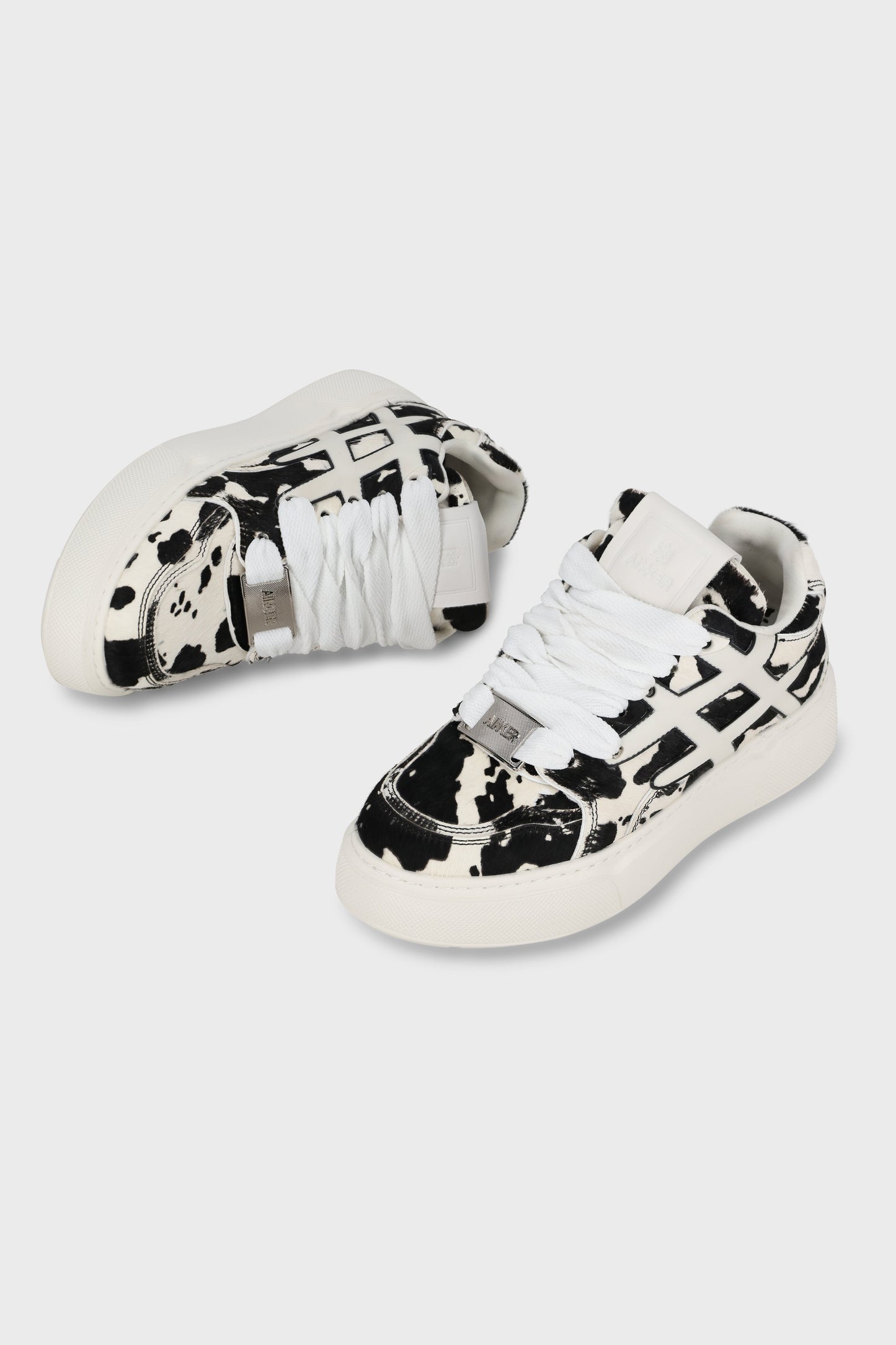 Backdoor Animals White