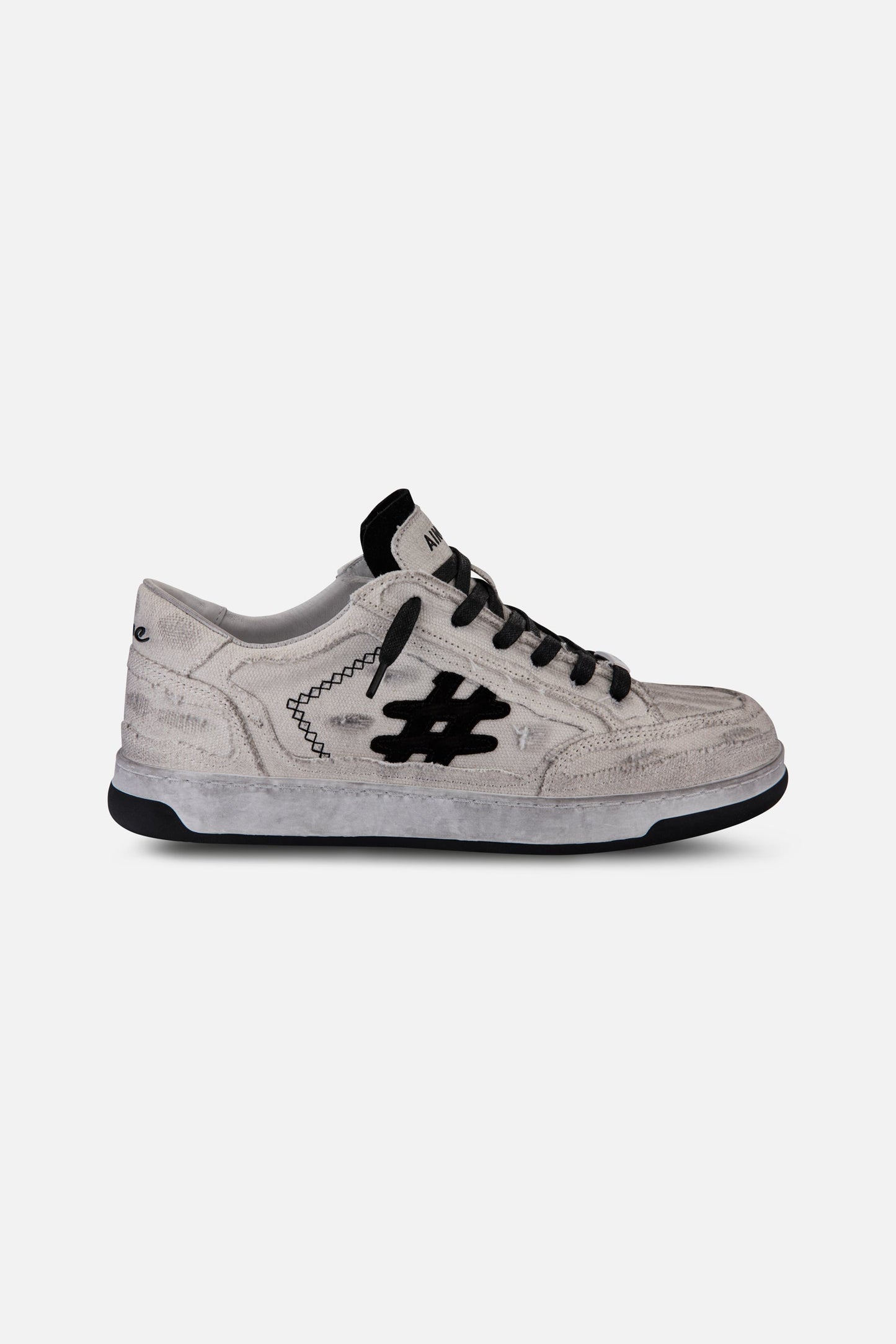 Lay Up Canvas Black White