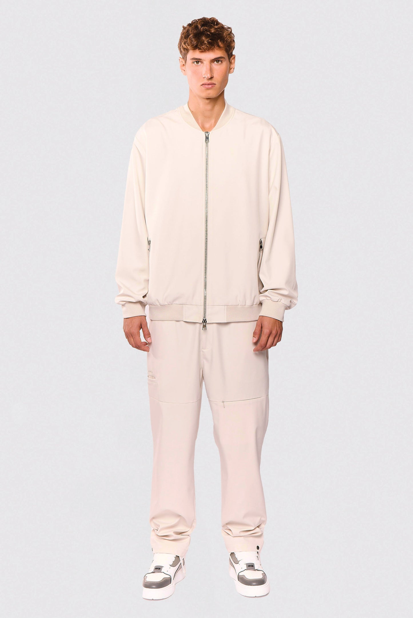 Jogger 658 Off-White Pants