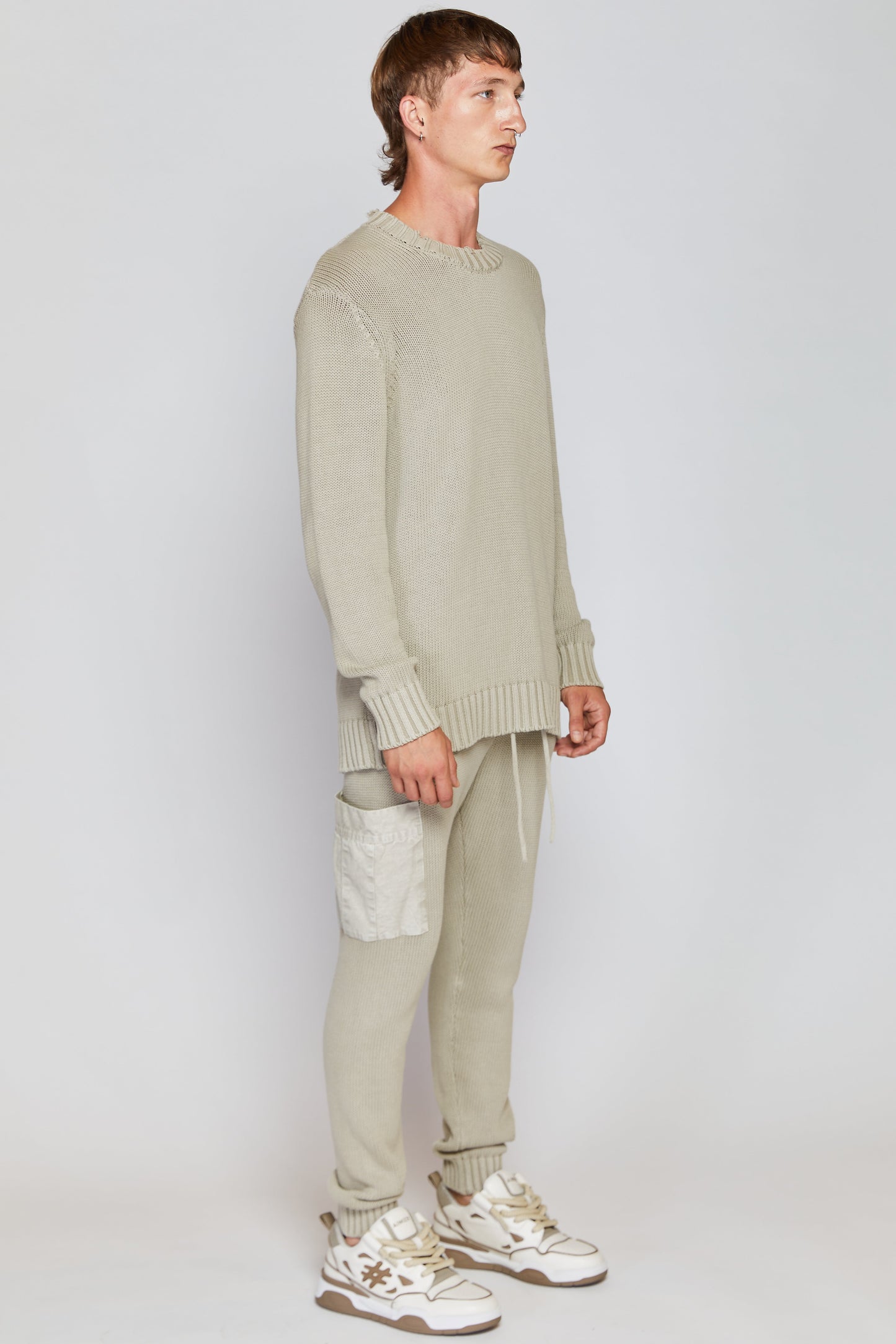 TOP OFF- WHITE KNIT