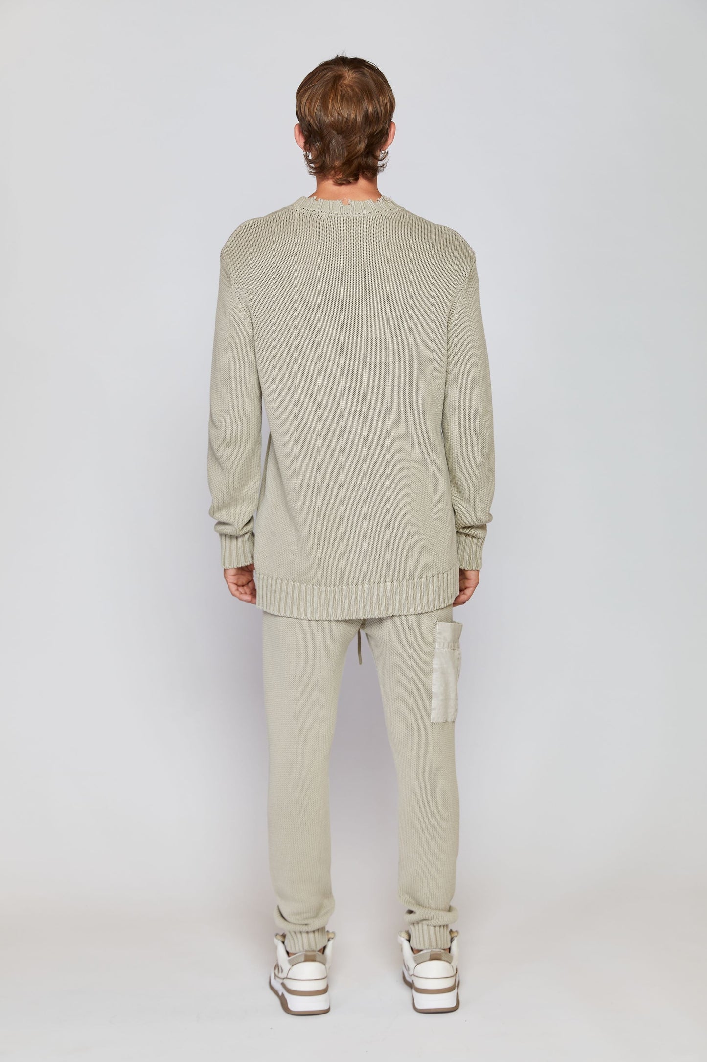 TOP OFF- WHITE KNIT