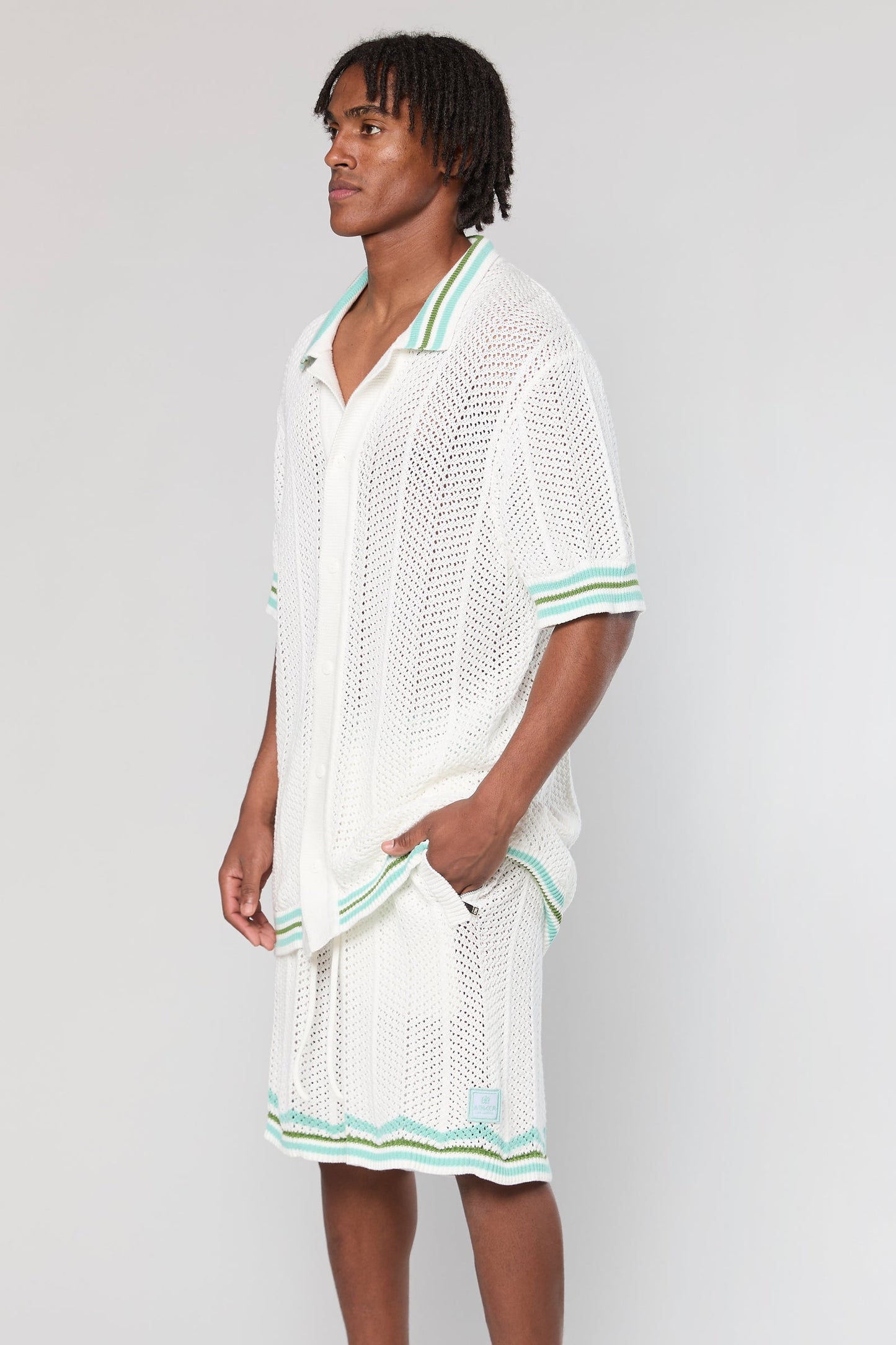 802 White Knit Short Pant