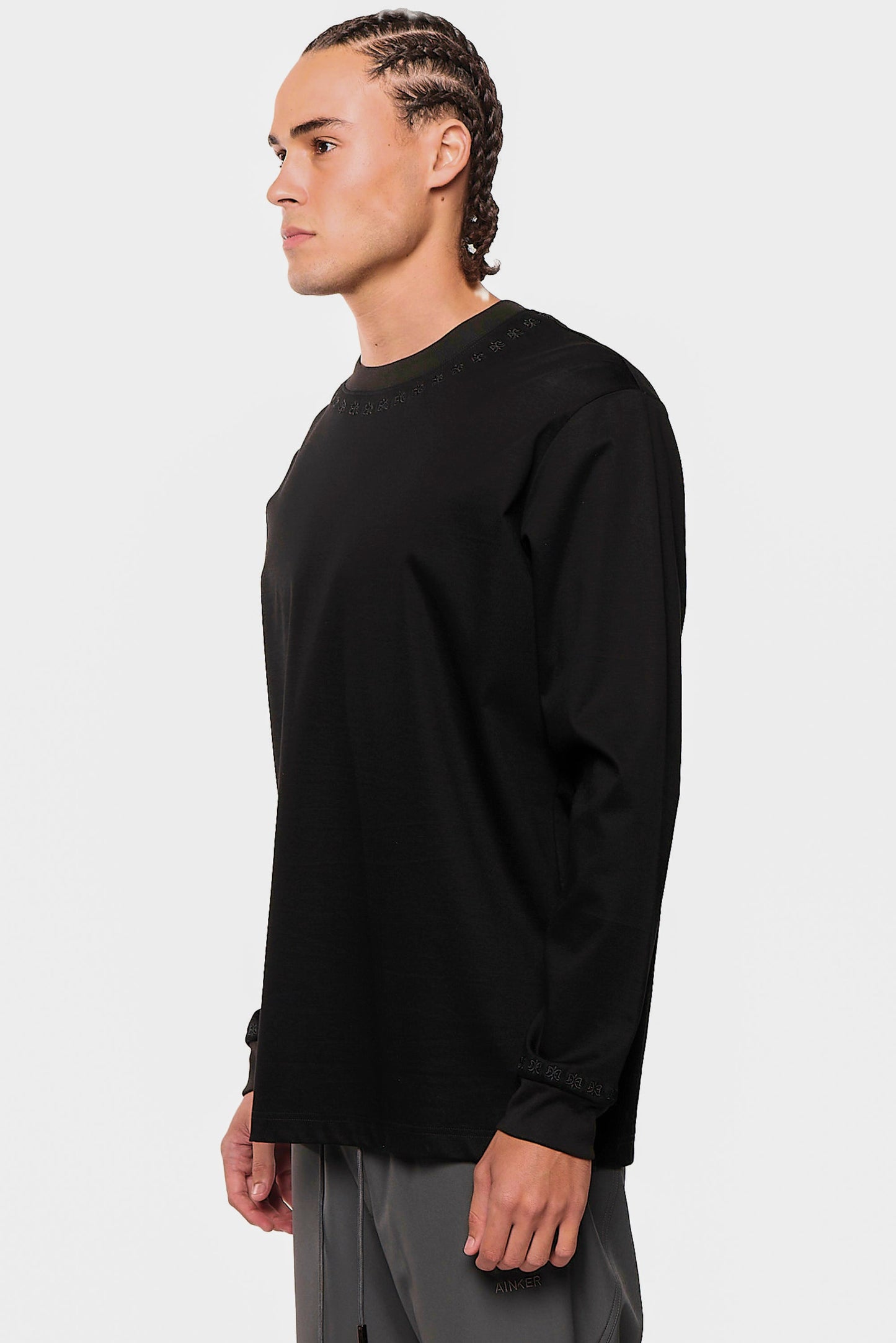 Mercerized 686 Long Black T-Shirt